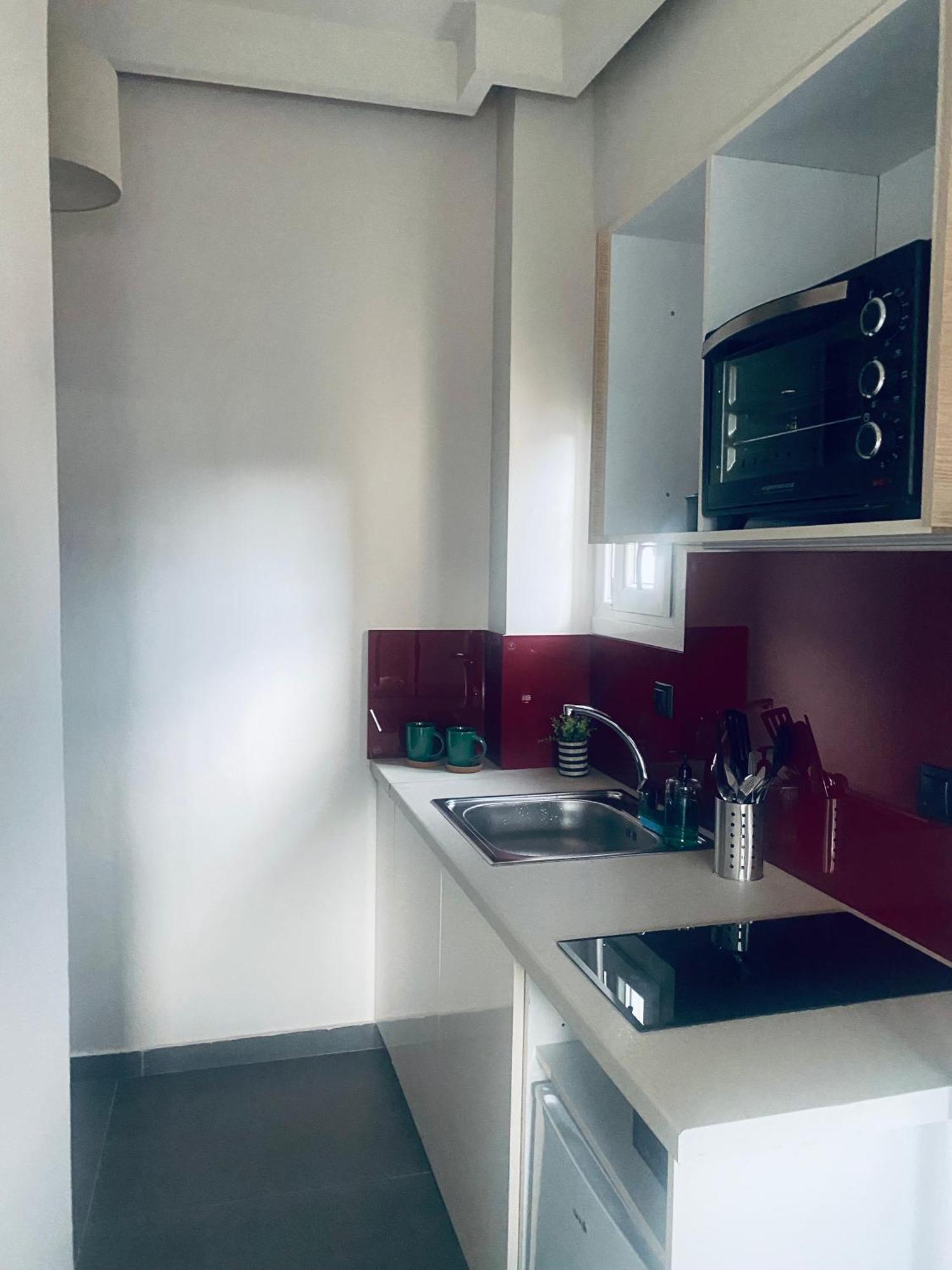Rainbow Suites Thessalonique Extérieur photo