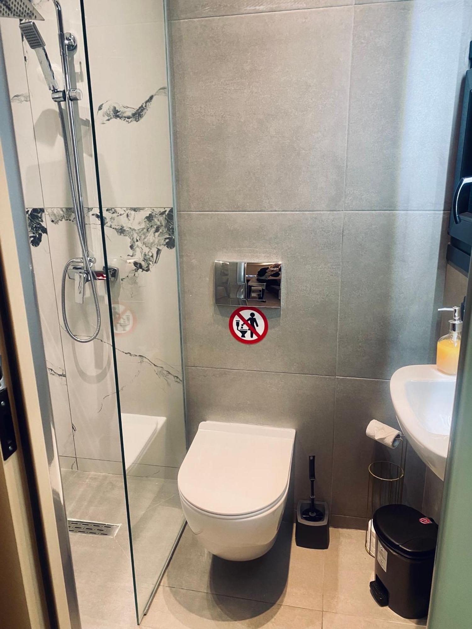 Rainbow Suites Thessalonique Extérieur photo